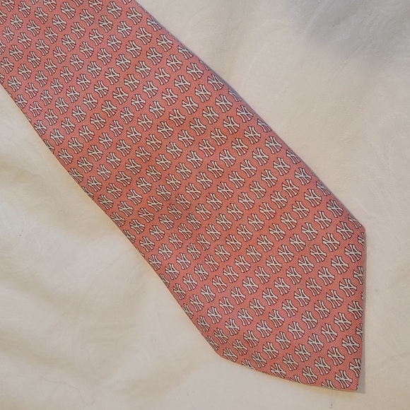 Vineyard Vines Yankees neck tie - Picture 1 of 4